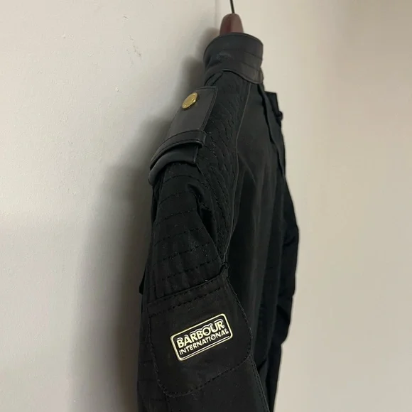 Authentic Barbour Belted Waxed Jacket - Black - Leather Trim Sz US 8 UK 12 - Picture 14 of 14
